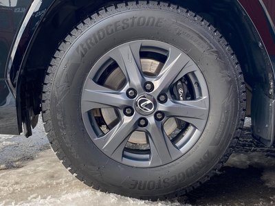 2025 Lexus LX — фото 14