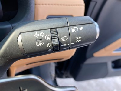 2025 Lexus LX — фото 32
