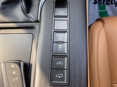 2025 Lexus LX — фото 50