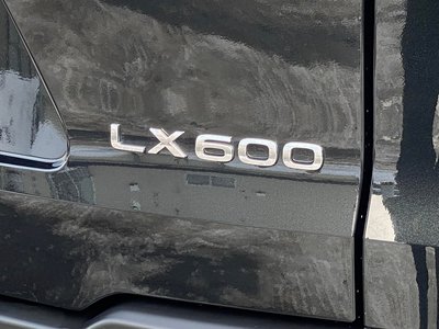 2025 Lexus LX — фото 17