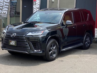 2025 Lexus LX — фото 2
