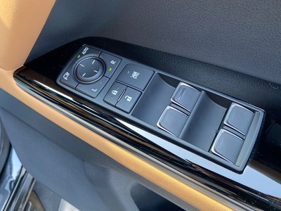 2025 Lexus LX — фото 57