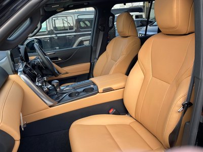 2025 Lexus LX — фото 62
