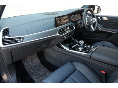 صورة مصغرة 32 لـ 2020 BMW X7
