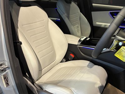 2026 Mercedes-BENZ GLC photo 14