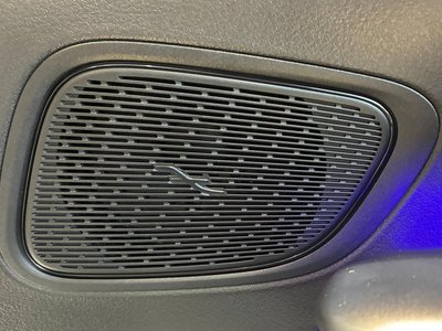 2026 Mercedes-BENZ GLC thumbnail 17