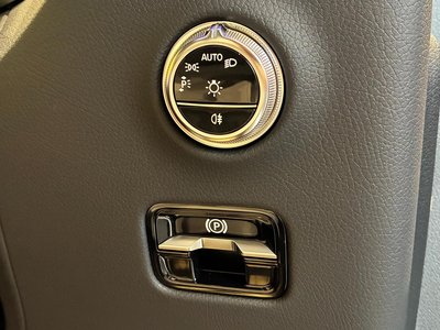 2026 Mercedes-BENZ GLC thumbnail 32