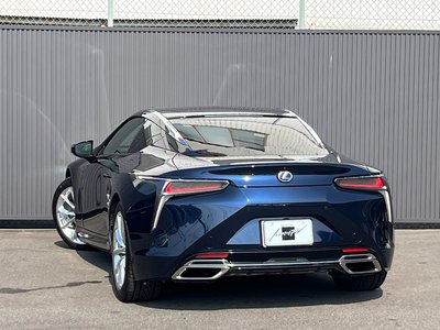 صورة 14 لـ 2017 Lexus LC