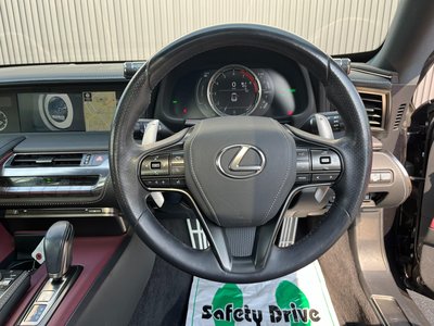 صورة 18 لـ 2017 Lexus LC
