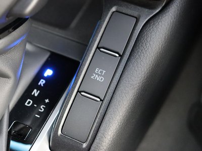 صورة 97 لـ 2024 Toyota LAND CRUISER 250