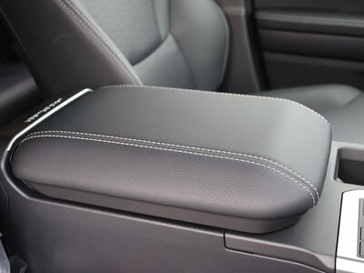 صورة 43 لـ 2024 Toyota LAND CRUISER 250