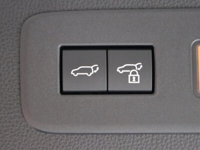 صورة 89 لـ 2024 Toyota LAND CRUISER 250