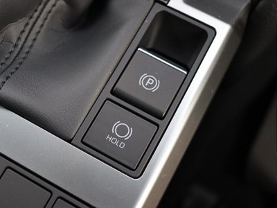 صورة 87 لـ 2024 Toyota LAND CRUISER 250