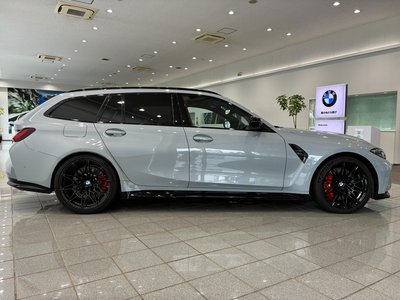 2025 BMW M3 TOURING photo 3