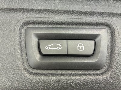 2025 BMW M3 TOURING thumbnail 48