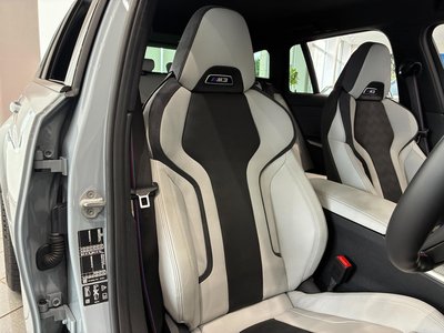 2025 BMW M3 TOURING photo 10