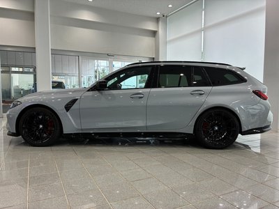 2025 BMW M3 TOURING photo 4