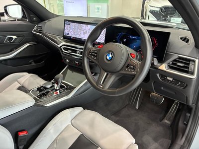2025 BMW M3 TOURING photo 8