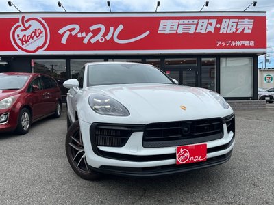 2024 Porsche MACAN photo 1