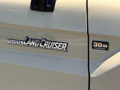 2015 Toyota LAND CRUISER 70 缩略图 49