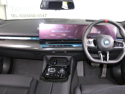 2025 BMW I5 photo 8