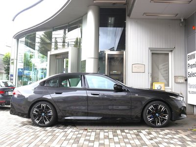 2025 BMW I5 photo 6