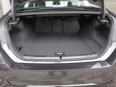 2025 BMW I5 thumbnail 28