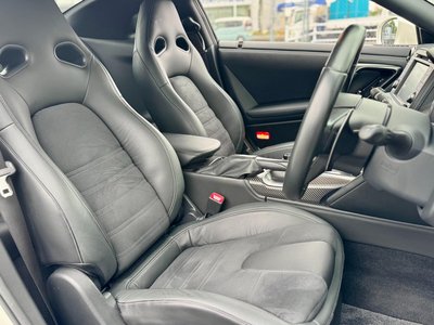 2016 Nissan GT-R 照片 13