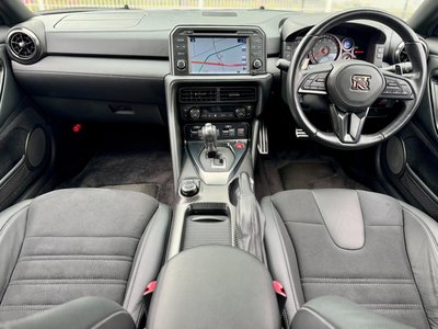 2016 Nissan GT-R 照片 12