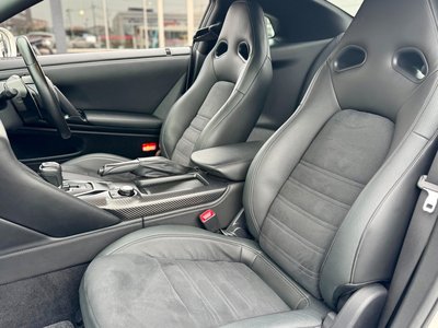 2016 Nissan GT-R 照片 14