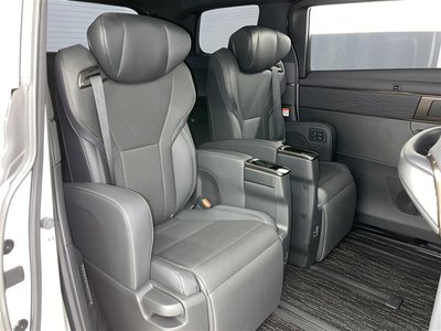 2023 Toyota ALPHARD — фото 31