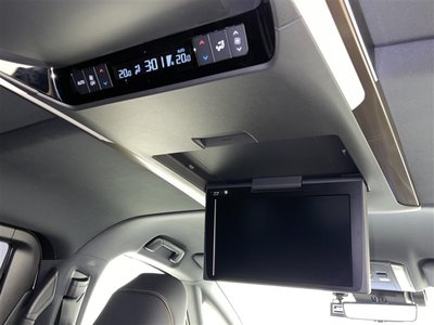 2023 Toyota ALPHARD — фото 10