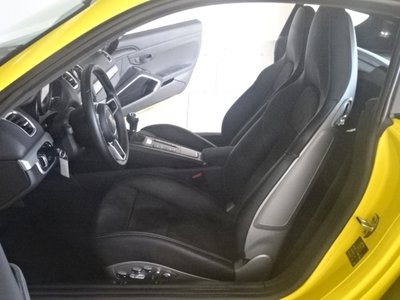 2016 Porsche CAYMAN photo 15