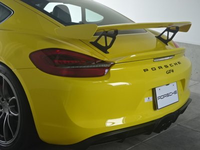 2016 Porsche CAYMAN thumbnail 38
