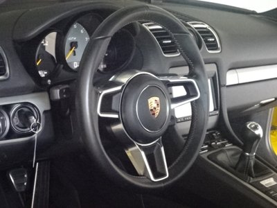 2016 Porsche CAYMAN photo 13