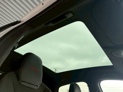 2025 Porsche CAYENNE photo 74