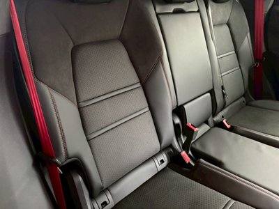 2025 Porsche CAYENNE photo 69