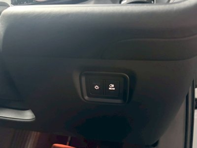2025 Porsche CAYENNE photo 35