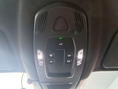 2025 Porsche CAYENNE photo 44