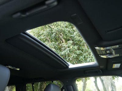 صورة 11 لـ 2025 Lexus GX