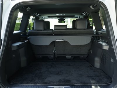 صورة 27 لـ 2025 Lexus GX