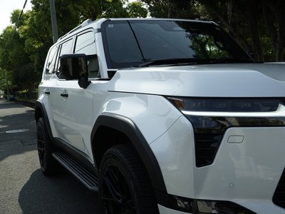صورة 6 لـ 2025 Lexus GX