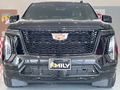 2025 Cadillac ESCALADE — миниатюра 3
