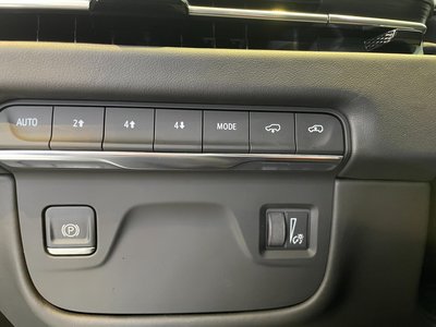 2025 Cadillac ESCALADE — миниатюра 35