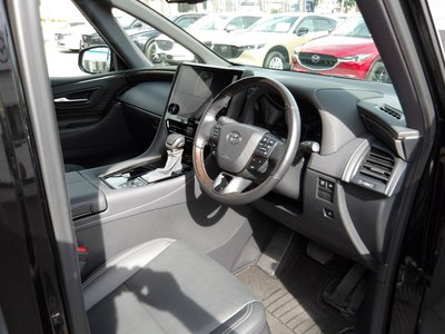 2024 Toyota ALPHARD — фото 8