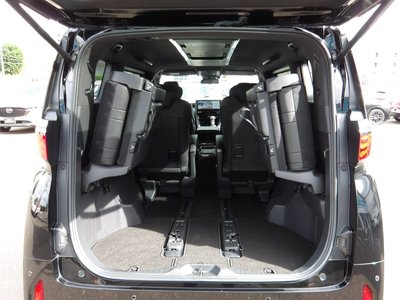 2024 Toyota ALPHARD — фото 30