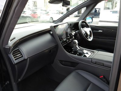 2024 Toyota ALPHARD — фото 21