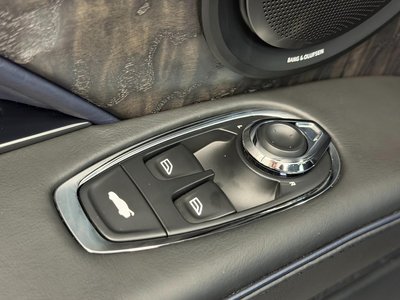 صورة 23 لـ 2021 Aston Martin DBS SUPERLEGGERA VOLANTE