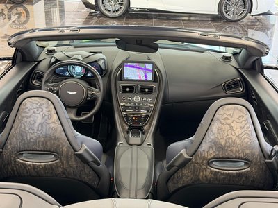 صورة 45 لـ 2021 Aston Martin DBS SUPERLEGGERA VOLANTE