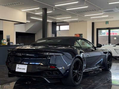 صورة 2 لـ 2021 Aston Martin DBS SUPERLEGGERA VOLANTE